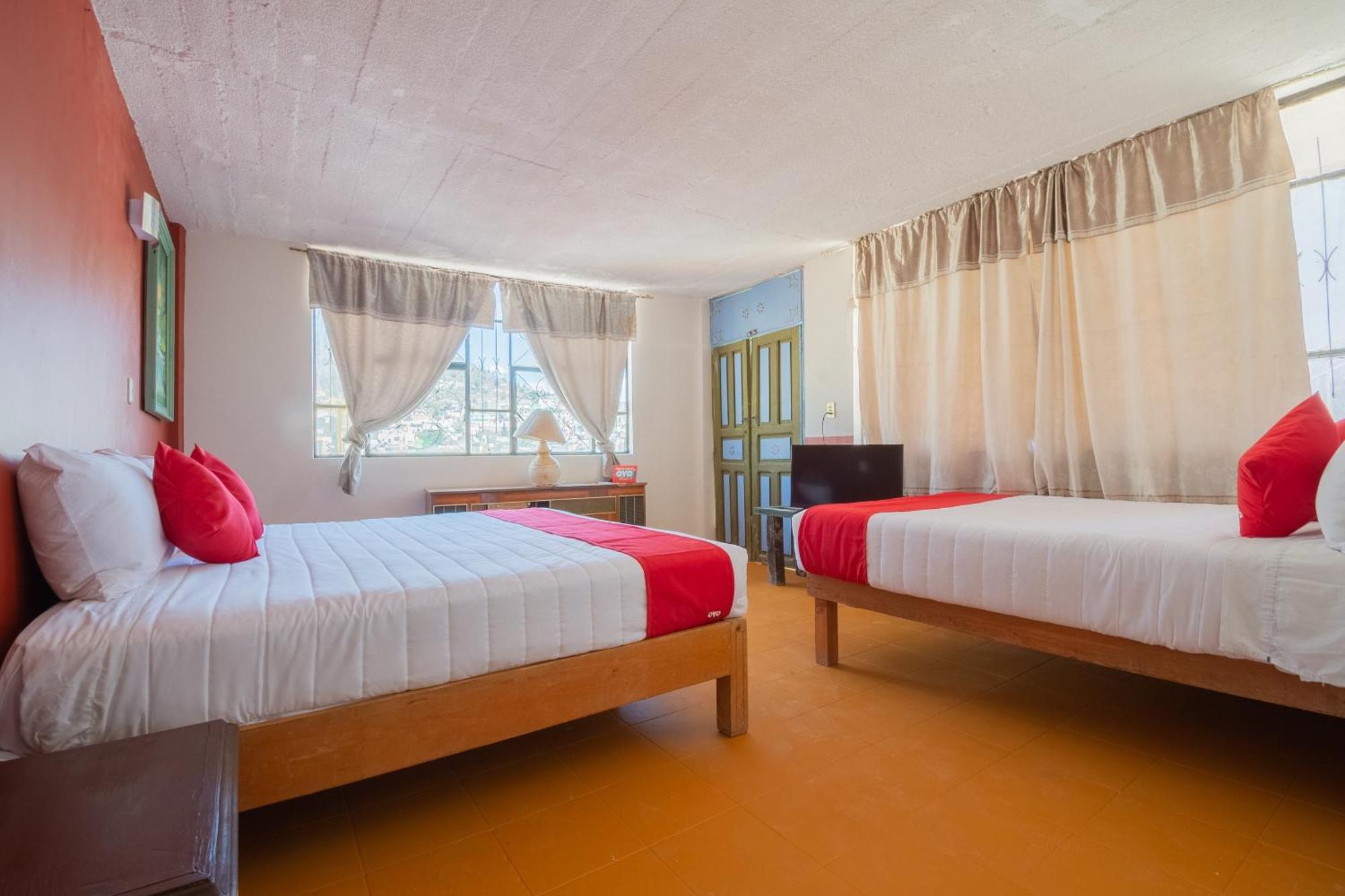 Oyo Hotel Meson De La Concepcion Zacatecas Exterior photo
